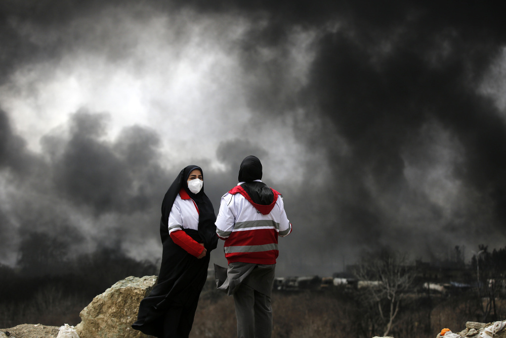 图说｜梗阻后的阵痛：美以袭击伊朗如何影响全球能源版图