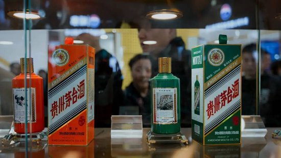 茅台逆势提价！成都经销商：线下终端价已站上1750元，行业难掀涨价潮→