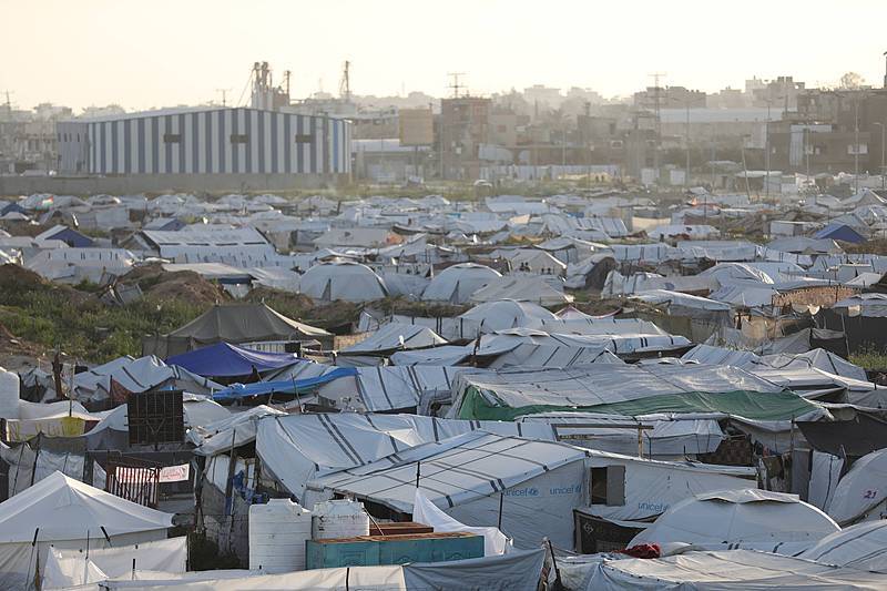 承诺多兑现少 “和平委员会”被曝囊中羞涩