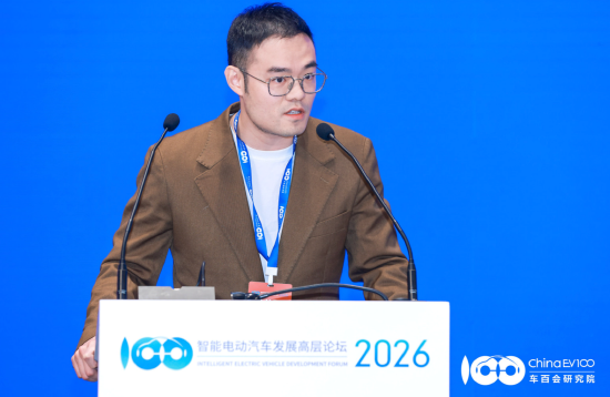 小红书朱舜杰：小红书有3.5亿到4亿的海量汽车忠实用户，相关日均阅读量接近2亿次