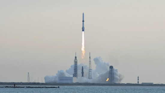 贝索斯旗下蓝色起源将卫星送入错误轨道 AST SpaceMobile下跌12%