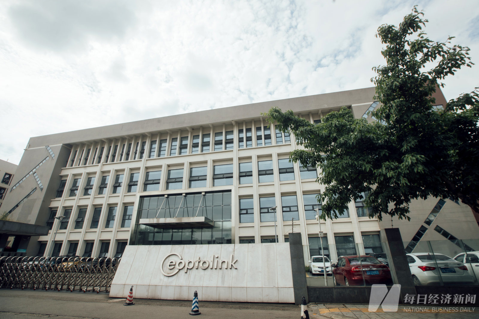 新易盛6000亿元市值背后，成都的“光”做对了什么？